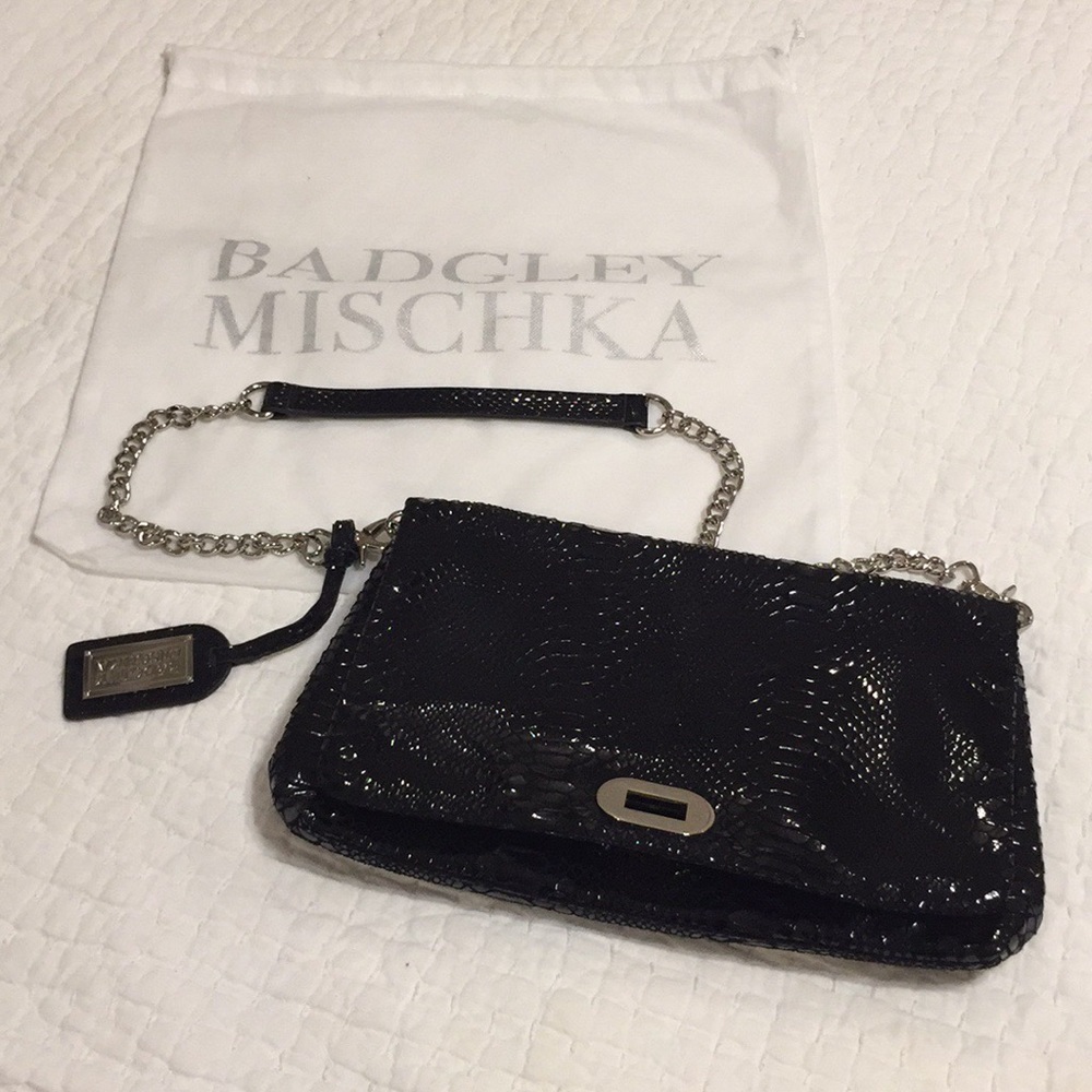 Badgley Mischka Snakeskin Clutch / Shoulde…